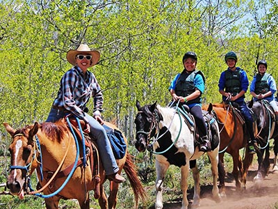 Horseback riding picture (links to horseback page)